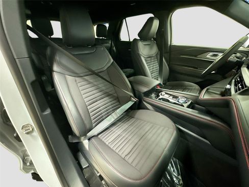 New 2026 Ford Explorer ST-Line RWD image 29