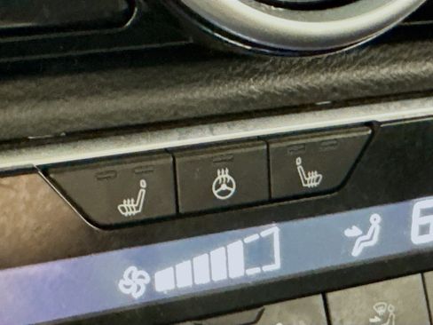 Used 2021 Nissan Sentra SR w/ SR Premium Package FWD image 5