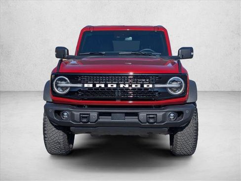Used 2023 Ford Bronco Wildtrak image 2