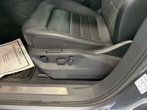 Used 2019 Volkswagen Atlas SEL Premium AWD/4WD image 16