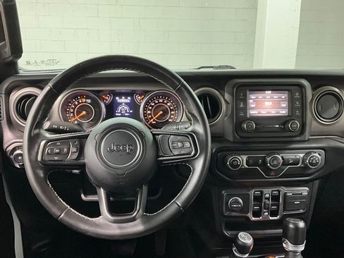 Used 2020 Jeep Wrangler Unlimited Sport image 9