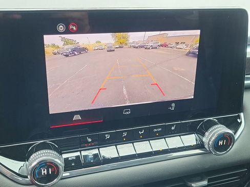 New 2026 GMC Canyon Elevation w/ Convenience Package image 18