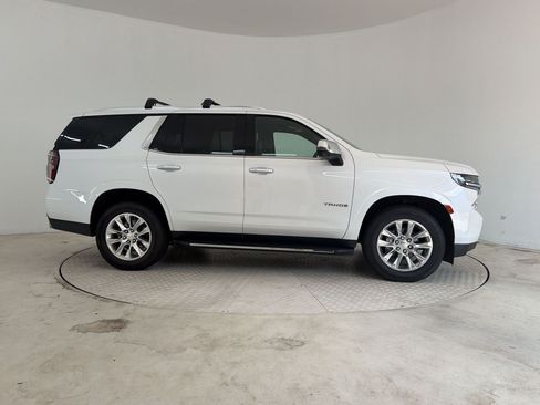 Used 2021 Chevrolet Tahoe Premier w/ Premium Package AWD/4WD image 8