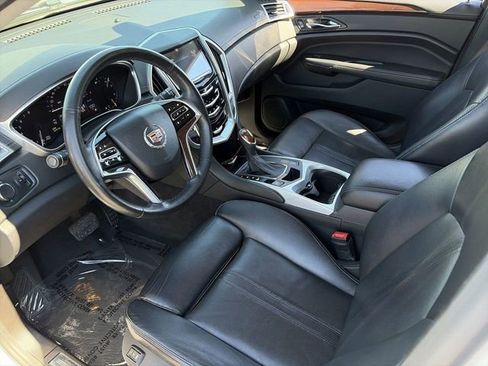 Used 2013 Cadillac SRX Luxury image 19