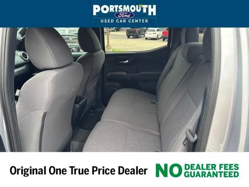 Used 2019 Toyota Tacoma TRD Off-Road image 5