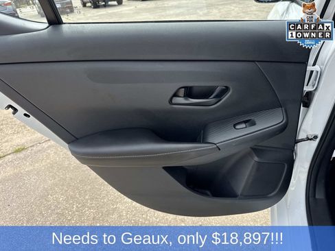 Used 2025 Nissan Sentra SV FWD image 31