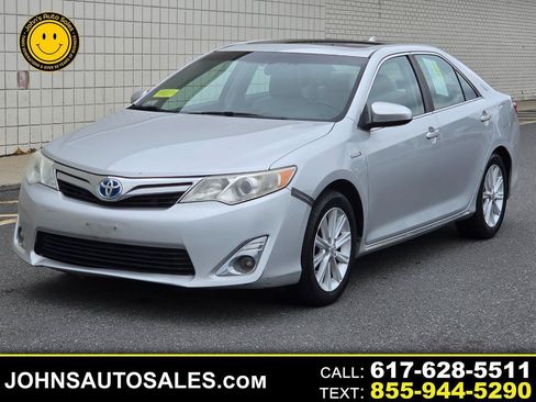 Used 2012 Toyota Camry XLE w/ Leather Pkg FWD image 1