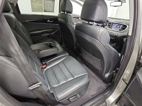 Used 2017 Kia Sorento SX AWD/4WD image 38