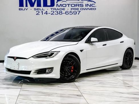 Used 2021 Tesla Model S Performance AWD/4WD image 2