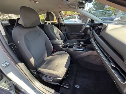 Used 2026 Kia K4 FWD image 34