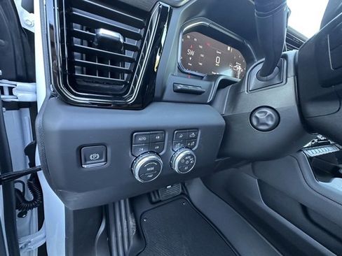 New 2026 GMC Sierra 1500 AT4 w/ AT4 Premium Package image 17