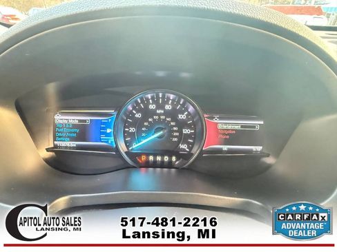 Used 2019 Ford Explorer XLT w/ Equipment Group 202A AWD/4WD image 24