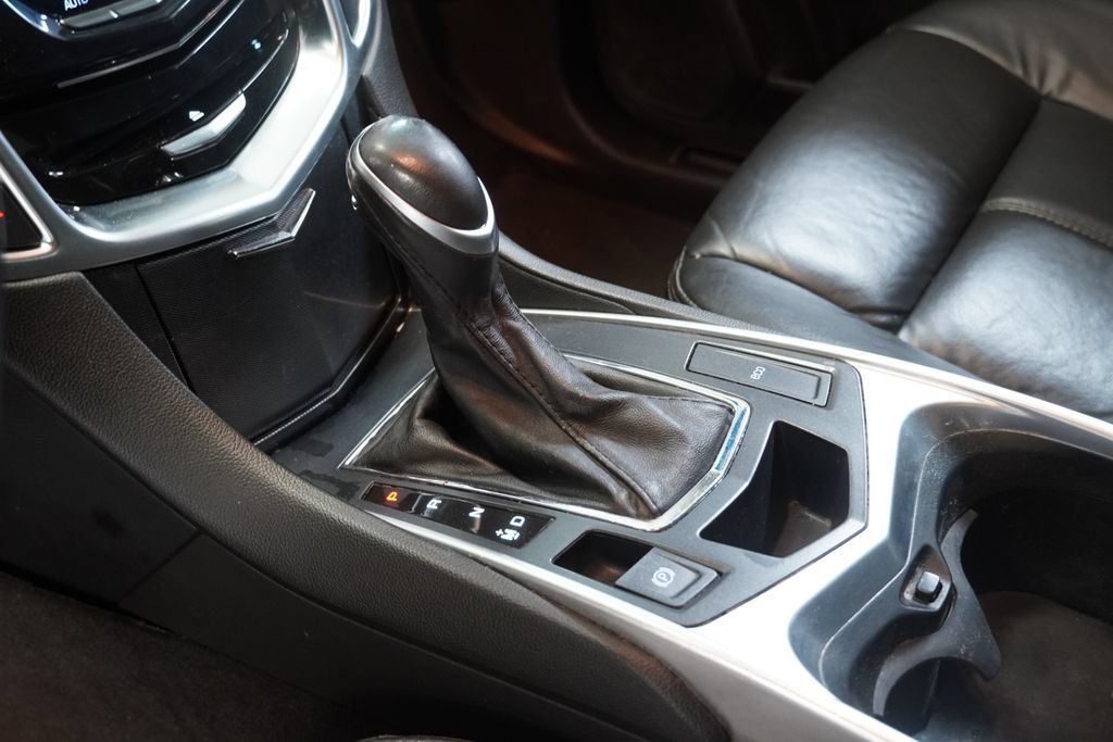 Used 2015 Cadillac SRX FWD image 20