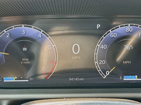 Used 2023 Jeep Wagoneer L Series II AWD/4WD image 13