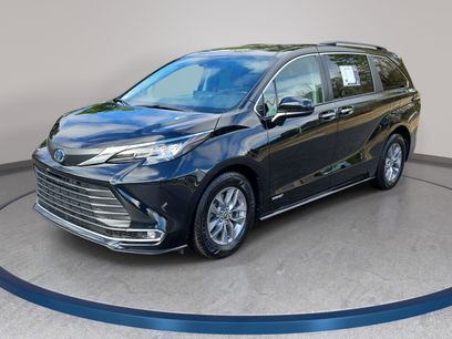 Used 2021 Toyota Sienna XLE w/ XLE Plus Package