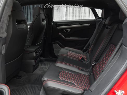 Used 2019 Lamborghini Urus image 29