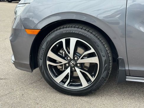 Used 2018 Honda Odyssey Elite image 10