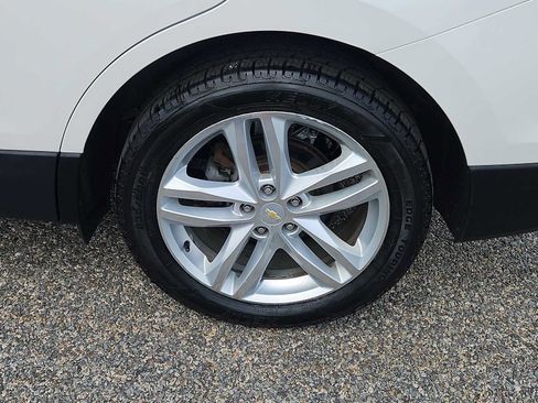 Used 2018 Chevrolet Equinox Premier AWD/4WD image 8
