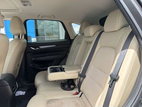 Used 2019 MAZDA CX-5 Touring image 9