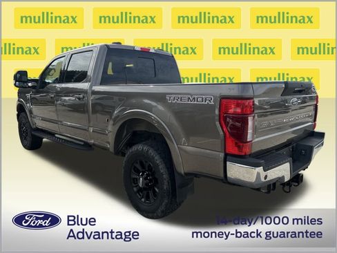 Certified 2022 Ford F250 Lariat w/ Tremor Off-Road Package image 3