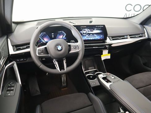 New 2025 BMW X1 xDrive28i w/ Technology Package image 2