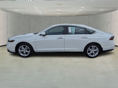 Used 2023 Honda Accord LX image 6