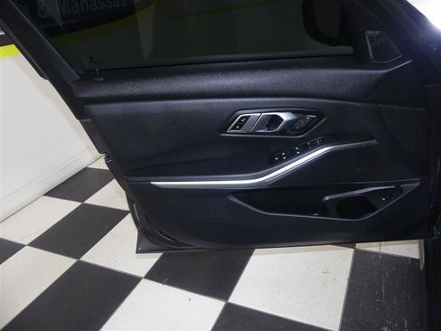 Used 2022 BMW 330i xDrive Sedan AWD/4WD image 26