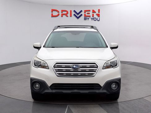 Used 2016 Subaru Outback 2.5i Premium image 9
