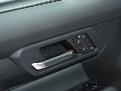 New 2026 GMC Terrain AT4 w/ Convenience Package III image 22