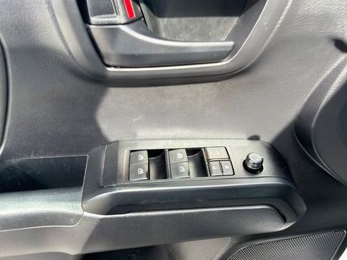 Used 2023 Toyota Tacoma SR AWD/4WD image 17