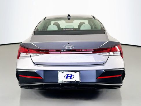 New 2026 Hyundai Elantra Limited image 6