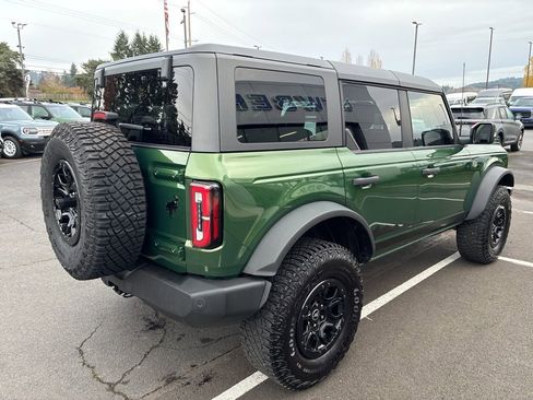 Used 2023 Ford Bronco Wildtrak image 8