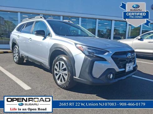 Certified 2025 Subaru Outback Premium AWD/4WD image 1