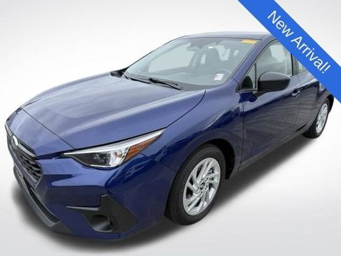 Used 2025 Subaru Impreza 2.0i AWD/4WD image 3
