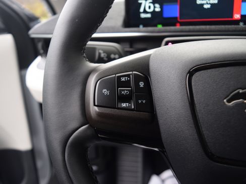 Used 2023 Ford Mustang Mach-E Premium image 6