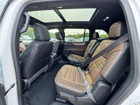 New 2026 GMC Acadia Denali Ultimate AWD/4WD image 19