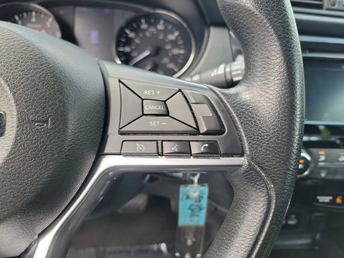 Used 2018 Nissan Rogue S AWD/4WD image 22