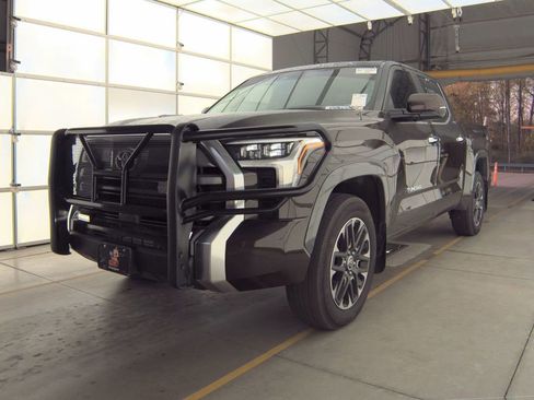 Used 2024 Toyota Tundra Limited image 1