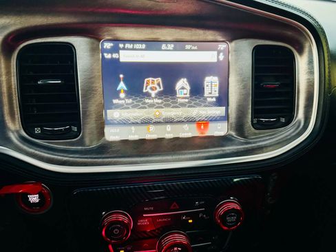 Used 2019 Dodge Charger Scat Pack w/ Daytona Edition image 52