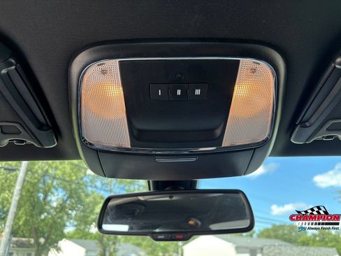 Used 2019 Dodge Charger SXT w/ Driver Confidence Group AWD/4WD image 16