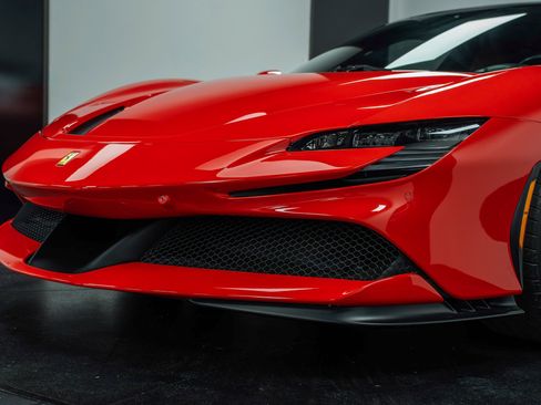 Used 2021 Ferrari SF90 Stradale image 8