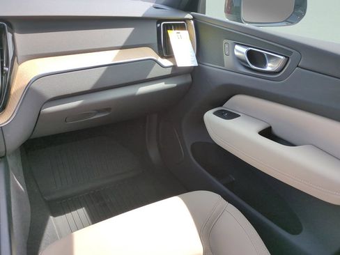 New 2026 Volvo XC60 B5 Plus AWD/4WD image 12