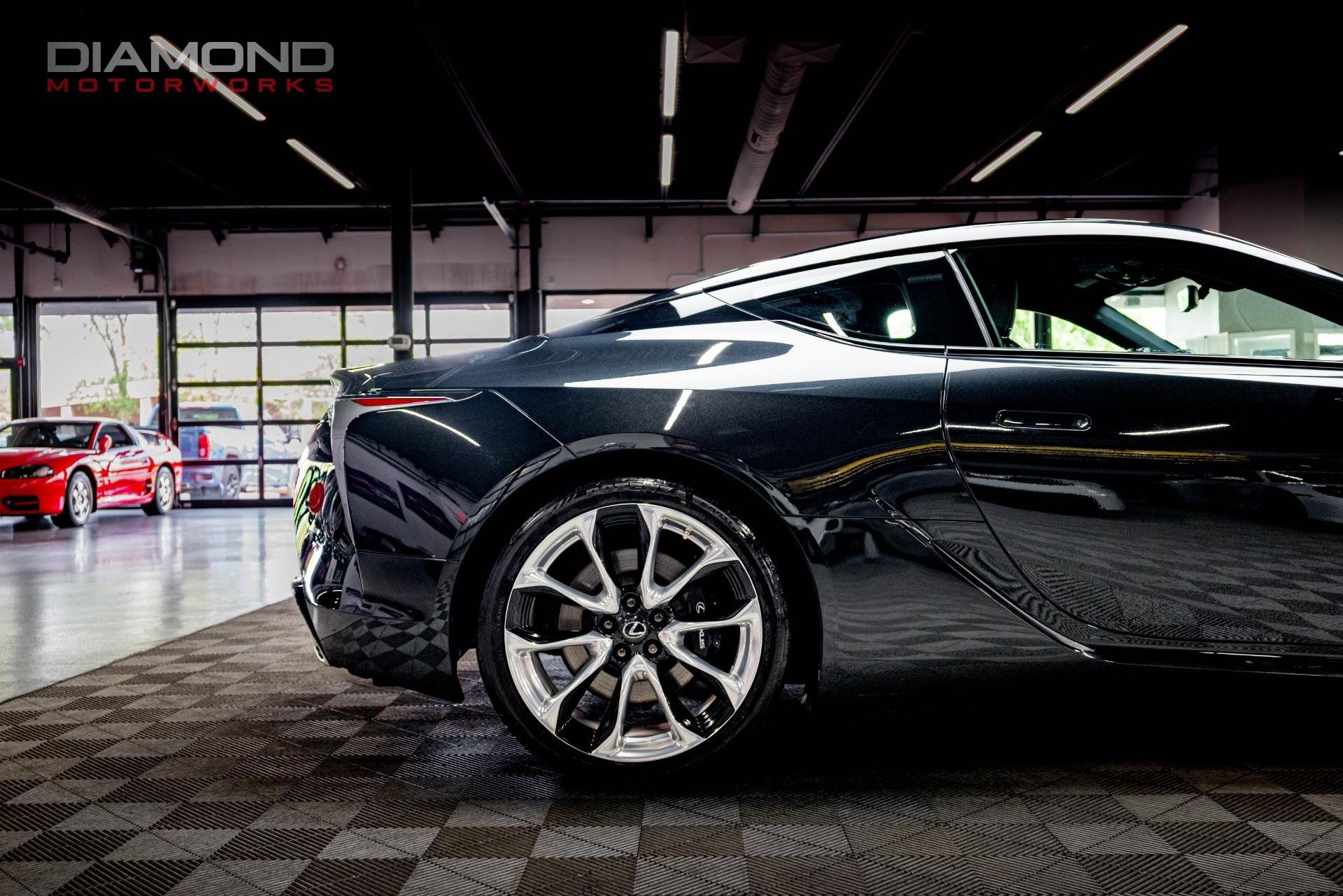 Used 2018 Lexus LC 500 Coupe w/ Sport Package RWD image 24