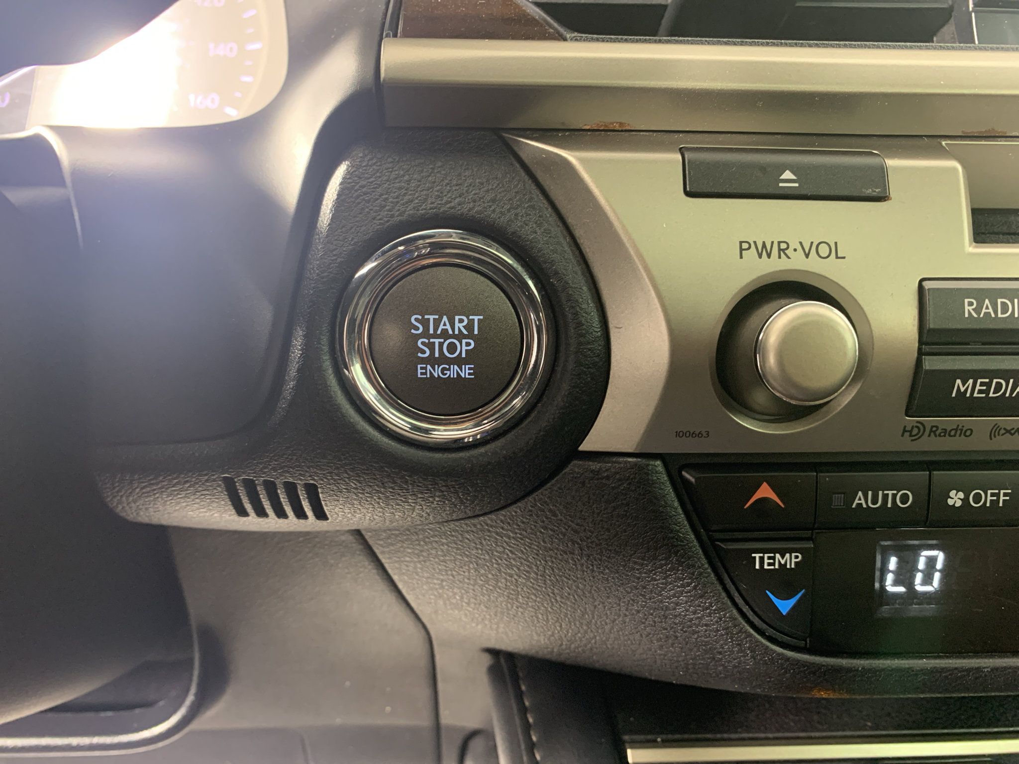 Used 2018 Lexus ES 350 w/ Premier Package FWD image 17