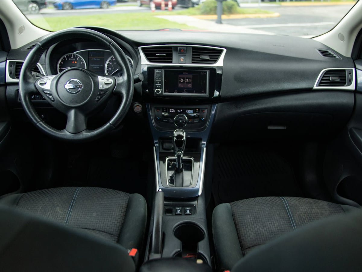 Used 2019 Nissan Sentra SR FWD image 26