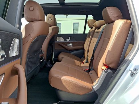 Certified 2025 Mercedes-Benz GLS 450 GLS 450 image 10
