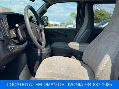 Used 2019 Chevrolet Express 2500 LT w/ LT Preferred Equipment Group RWD image 6
