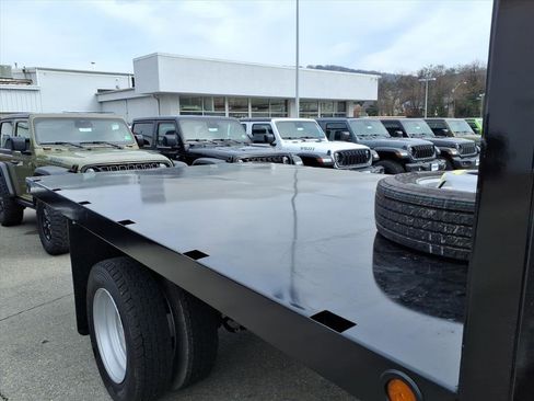 New 2026 RAM 5500 Tradesman w/ Chrome Appearance Group image 13