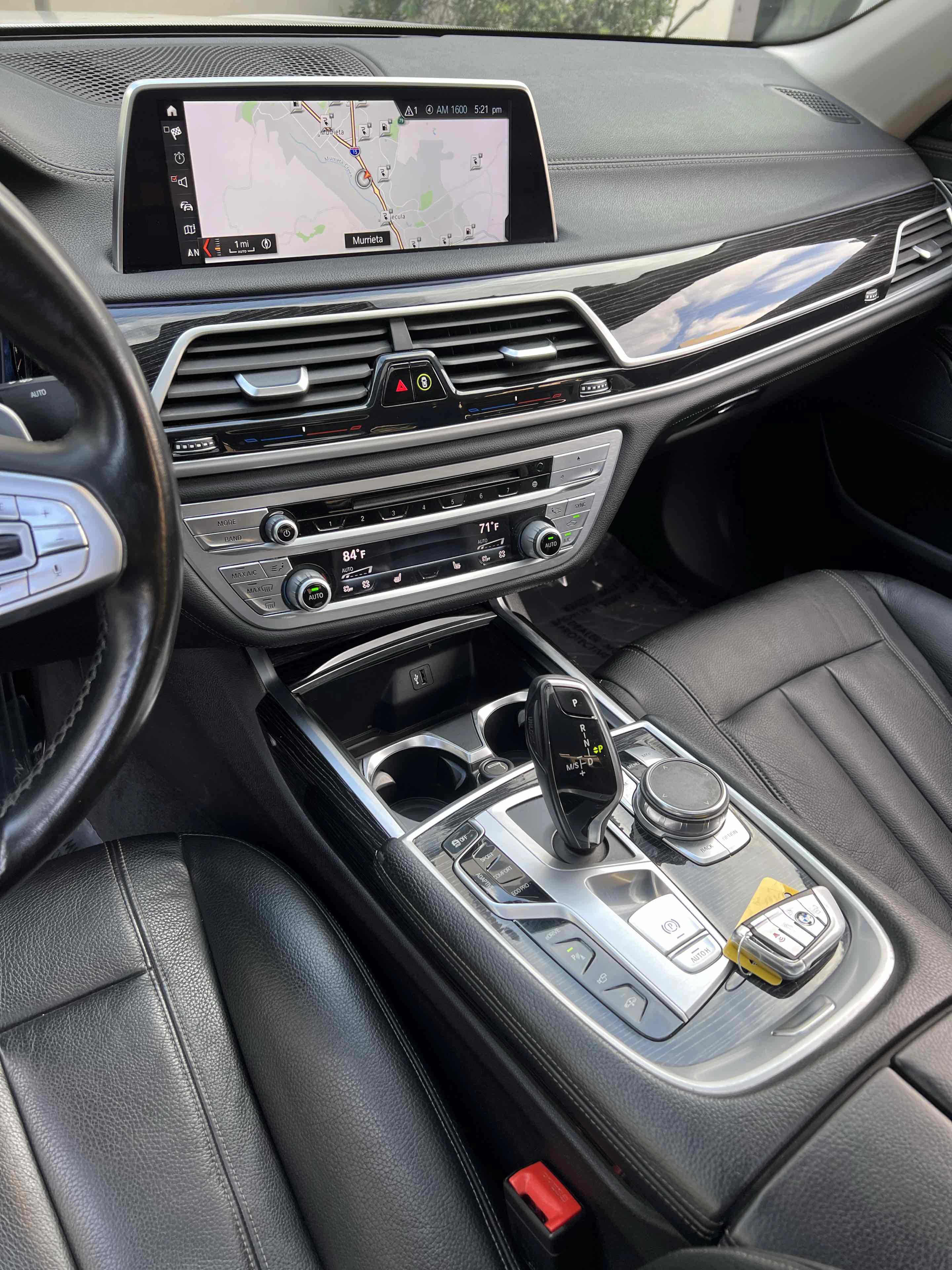 Used 2018 BMW 740e xDrive AWD/4WD image 47