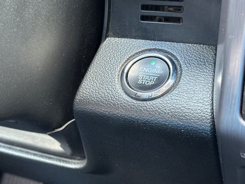 Certified 2020 Ford Expedition Platinum image 24